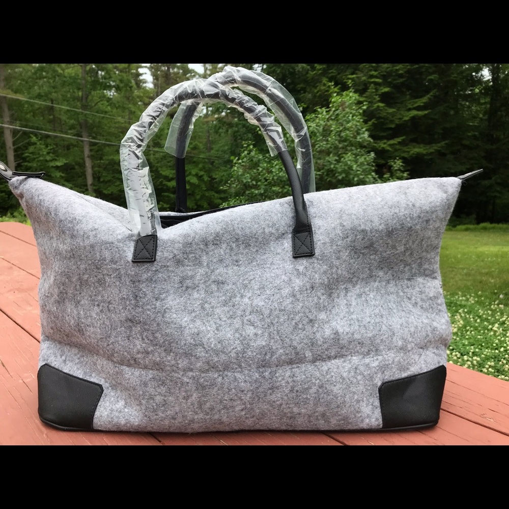 Hugo Boss wool style weekend bag